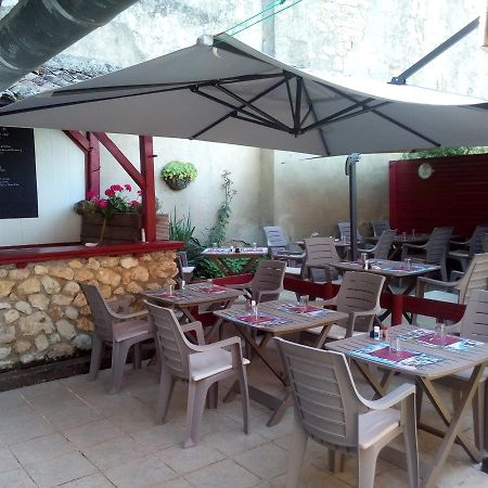 Hotel Restaurant De L'Union Mirambeau  Exterior photo